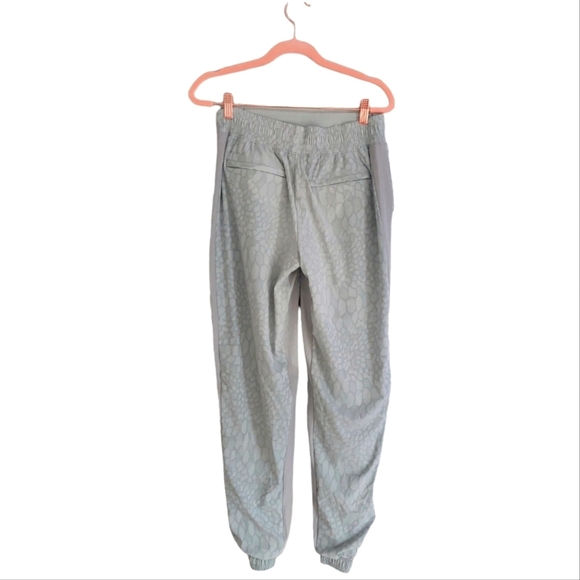 Athleta brooklyn fully Lined Textured Joggers pant Serpentine Coast Grey size.4 - Picture 7 of 12